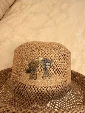 Woven Straw Sun Hat with Cat Brooch